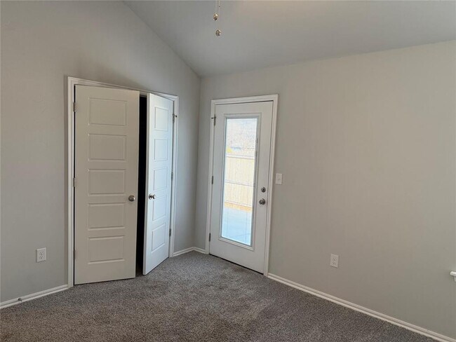 Building Photo - 3724 Apple Villas Cir