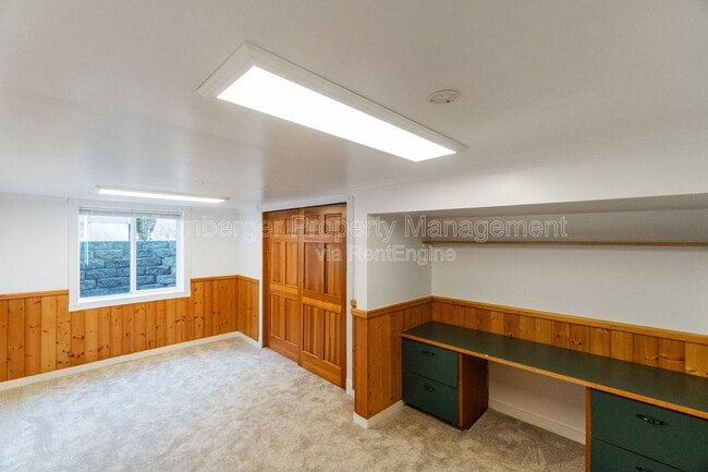 Building Photo - 2811 W Wabash Ave