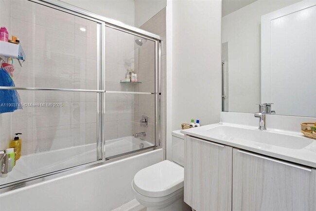 Building Photo - 6611 NW 102nd Path