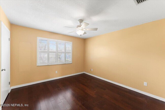 Building Photo - 105 Rio Del Mar St
