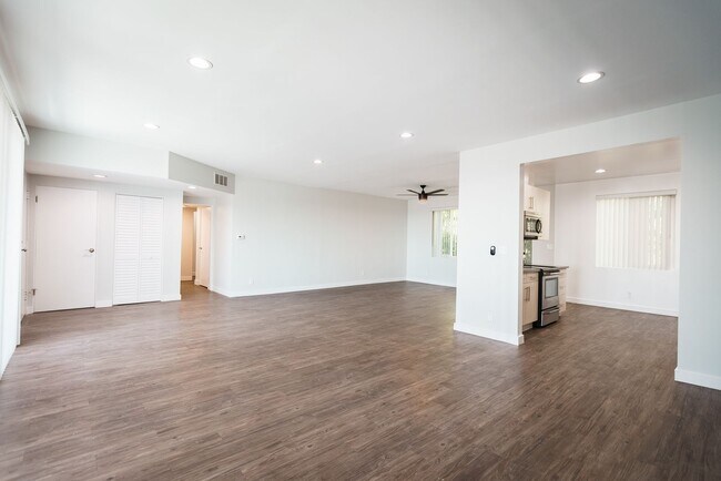 Interior Photo - 1865 North Fuller Ave