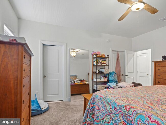 Building Photo - 9508 Townfield Pl