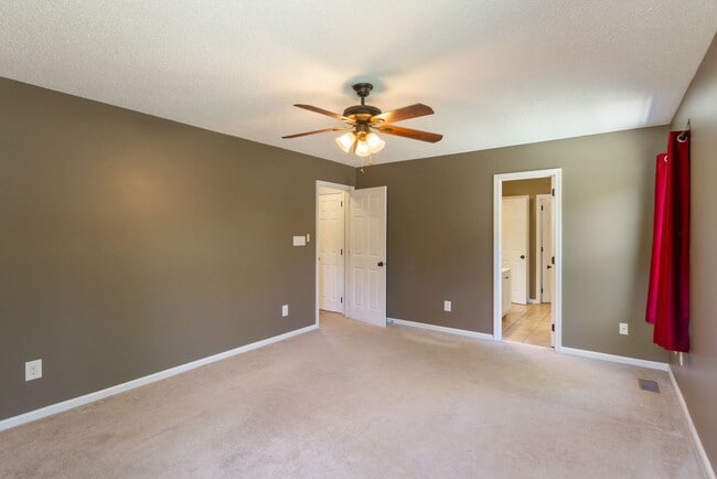 Building Photo - 5 E Pinto Ct