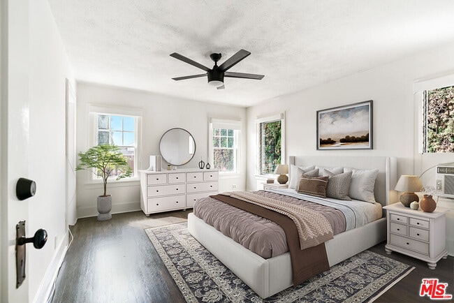 Building Photo - 4920 Marathon St