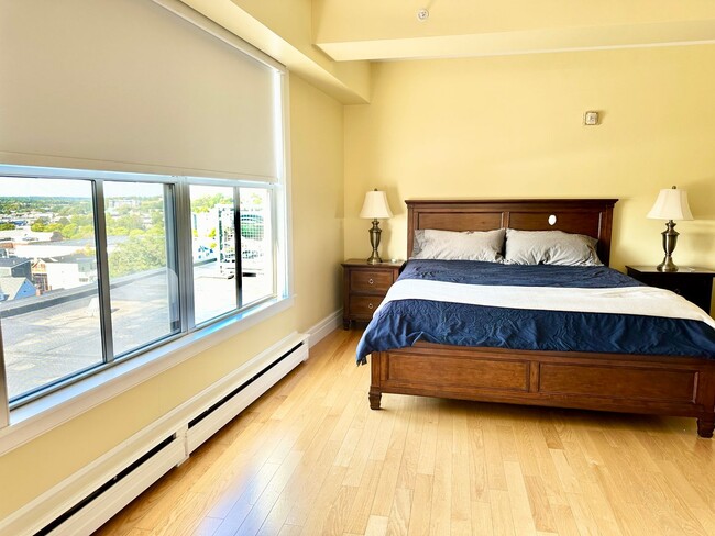 Building Photo - Penthouse Condo in Downtown Portland Peninsula