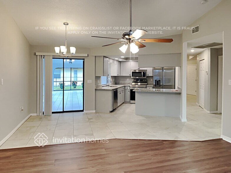 Building Photo - 2118 Amarillo Ln