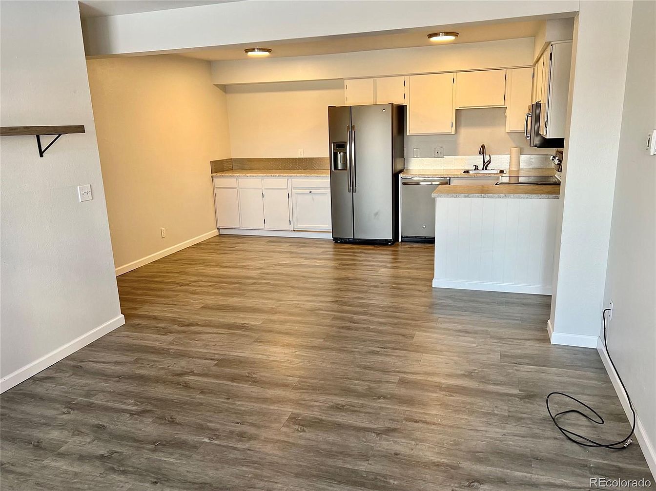 Building Photo - 5995 W Hampden Ave