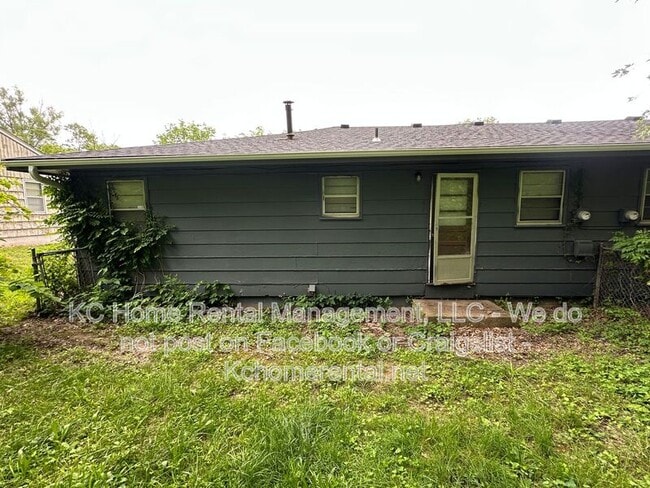Building Photo - 3028 N 71 St