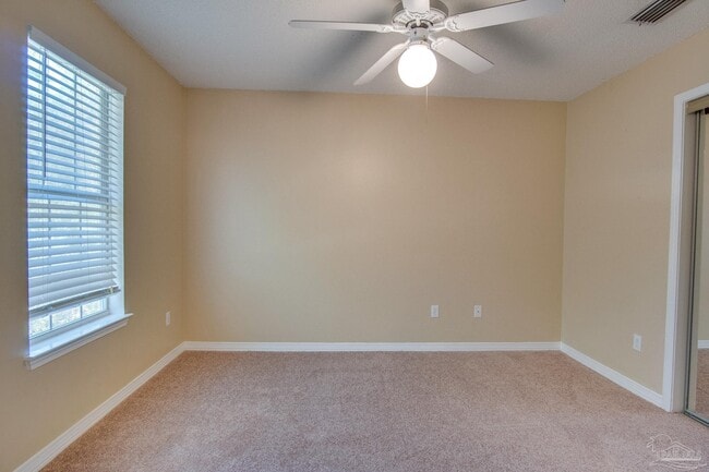 Building Photo - 2741 Bay Club Dr