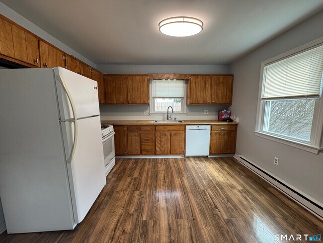 Building Photo - 43 Brooklawn Ave