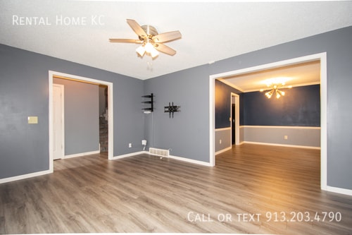 Building Photo - 2116 E 144th St