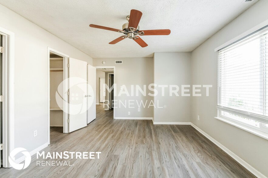 Building Photo - 3811 Oil Creek Dr