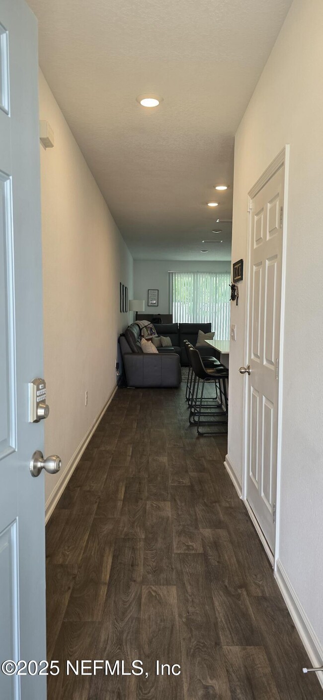 Building Photo - 5439 Tellaro Ln