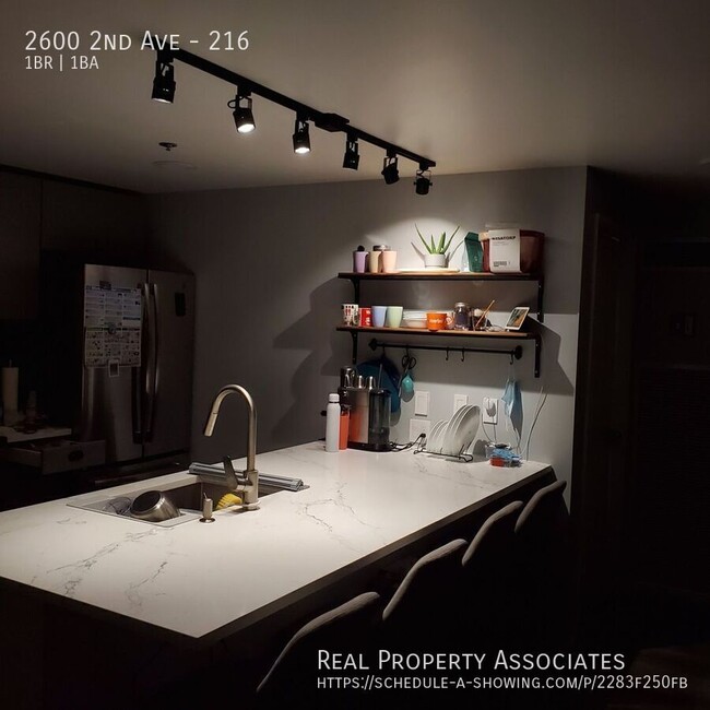 Building Photo - 2600 2nd Ave