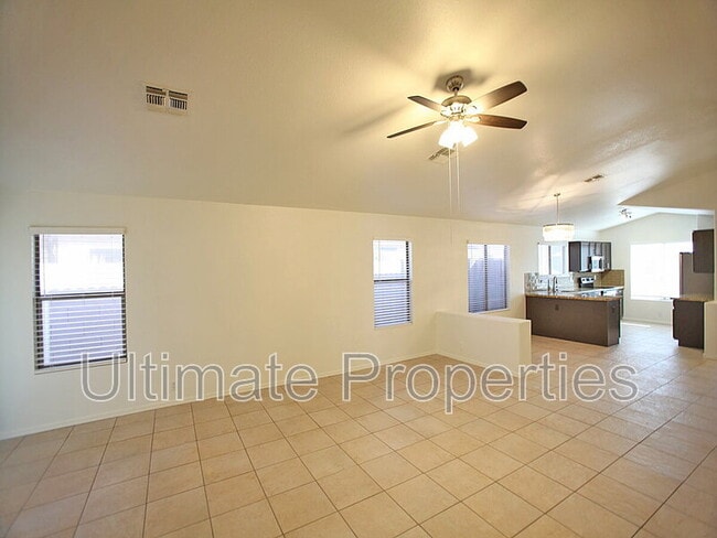 Building Photo - 8644 W Mauro Ln