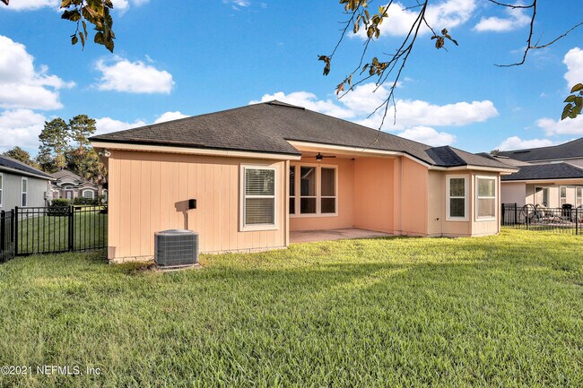 Building Photo - 276 W Adelaide Dr