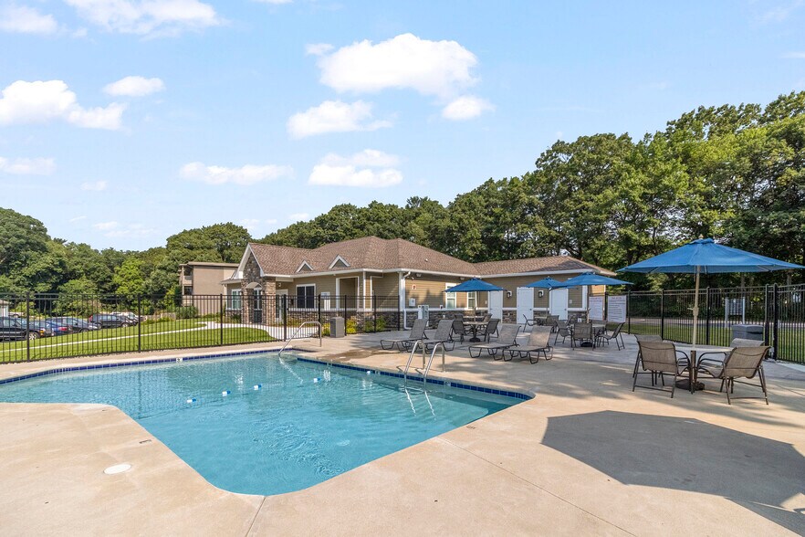 Pilgrim Park 135 Pilgrim Ave Coventry RI 02816 Apartment Finder