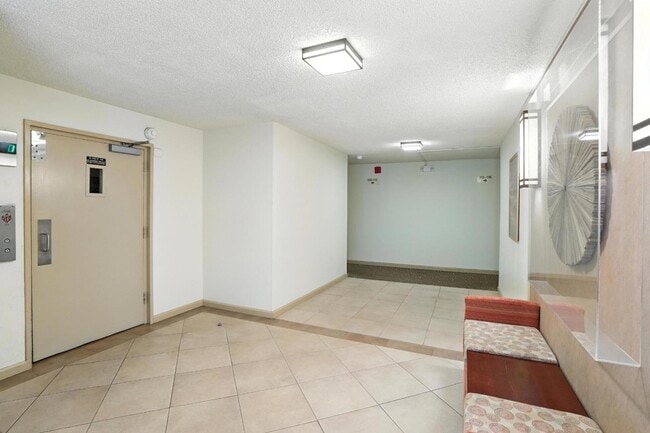 Building Photo - 1171 Compass Ln