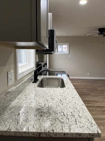 Kitchen counter - 2741 Jones Ave