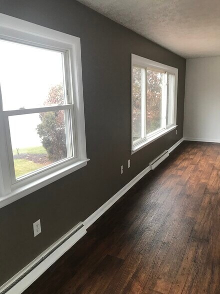 Building Photo - 4814 Whyem Dr