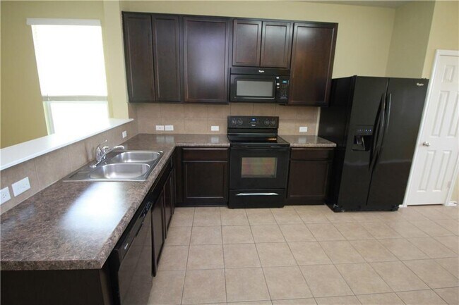Building Photo - 5704 Knoll Pines Pass