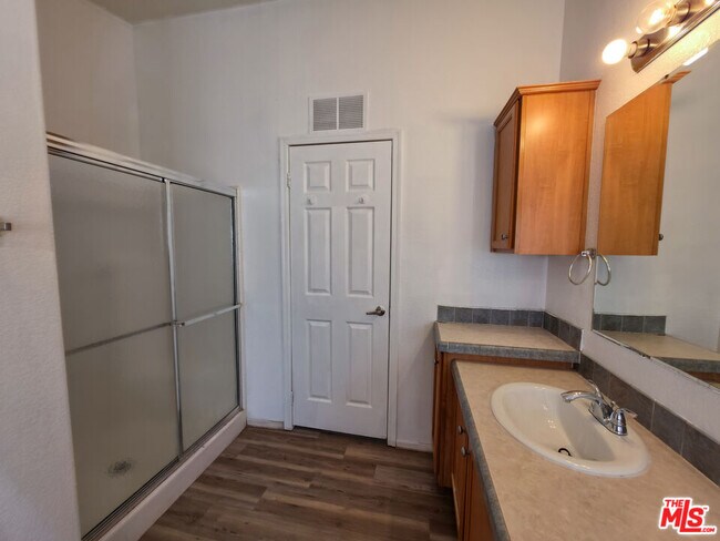 Building Photo - 25120 Charina Ln