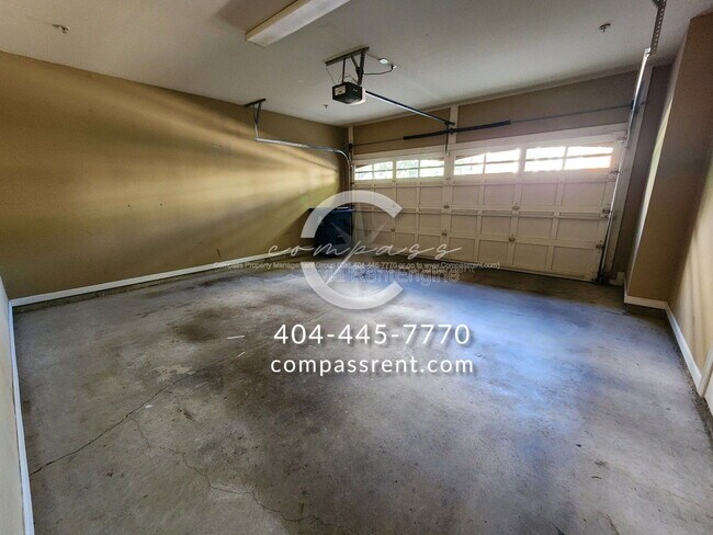 Building Photo - 12020 Stonebrook Cv