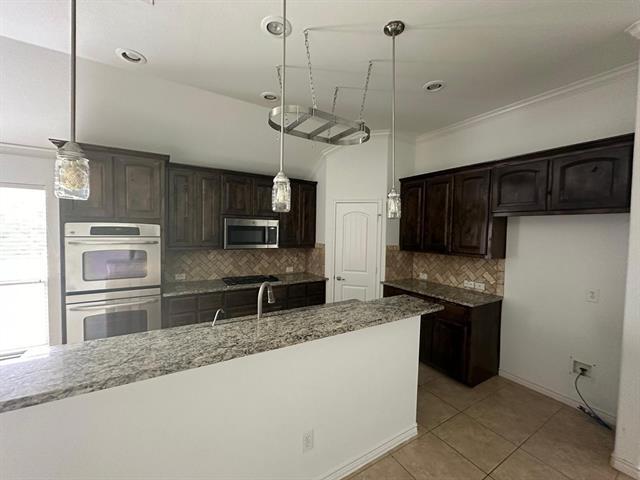 Building Photo - 1508 Pillar Bluff Way