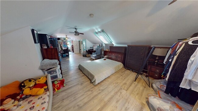 Building Photo - ****Providence/Mt. Pleasant – Single Famil...