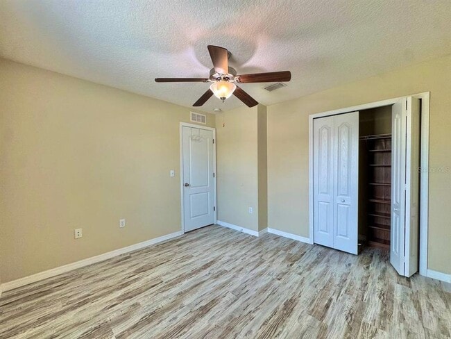 Building Photo - 13943 River Willow Pl