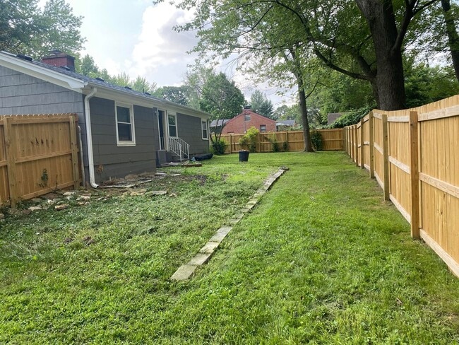 Primary Photo - Beautiful House for Rent