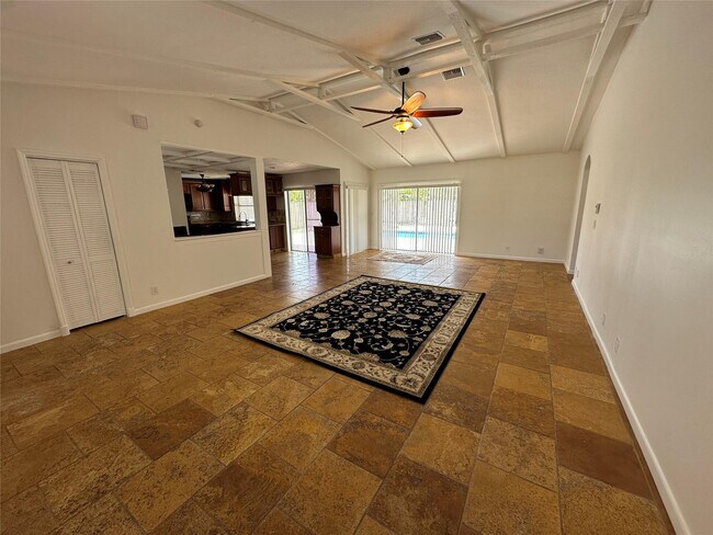 Building Photo - 364 NW 107th Terrace