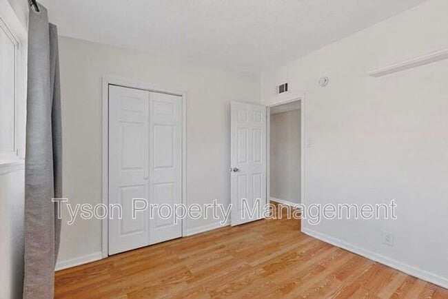 Building Photo - 5932 Avenida La Barranca NW