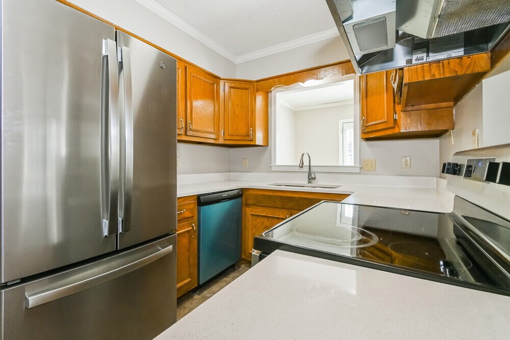 Building Photo - 7786 Hickory Meadow Rd