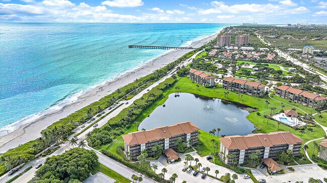 Building Photo - 301 S Seas Dr