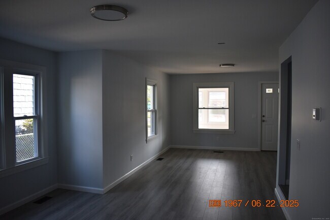 Building Photo - 43 Highland Ave