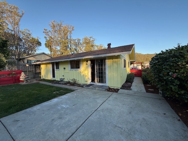 Building Photo - 914 Palma St