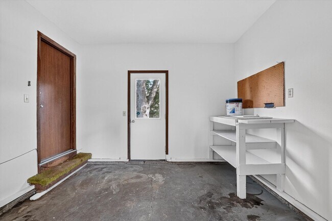 Building Photo - 6839-6841 Woodlake