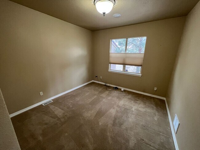 Building Photo - Spacious Ranch Style in Flying Horse with INCREDIBLE VIEWS of Pikes Peak!
