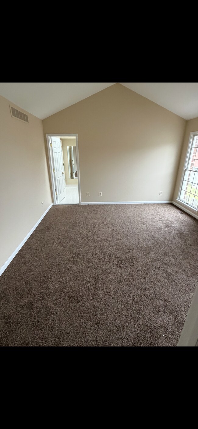 Building Photo - 889 Neff Rd