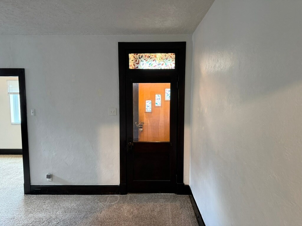 Building Photo - 3518 Beechwood Blvd