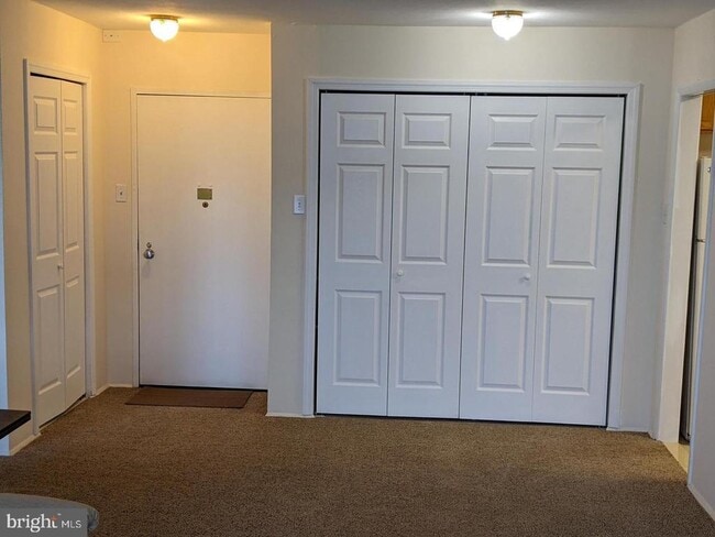 Building Photo - 4501 Arlington Blvd