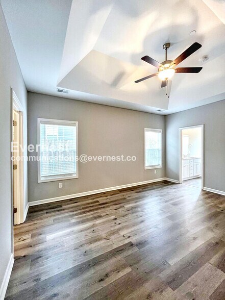 Building Photo - 1112 Prospect Ct