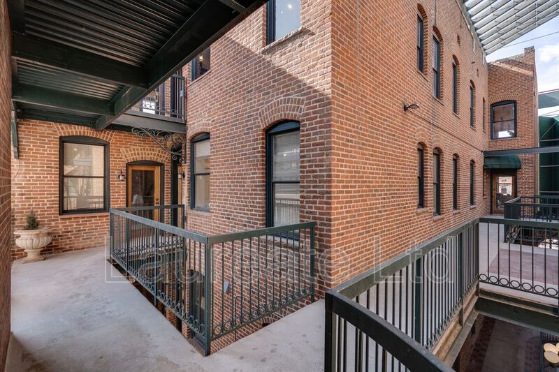 Building Photo - 1490 Lafayette St