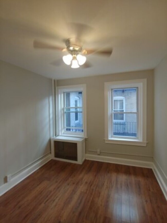 Building Photo - 2 Bedroom apartment - North End - 6/1
