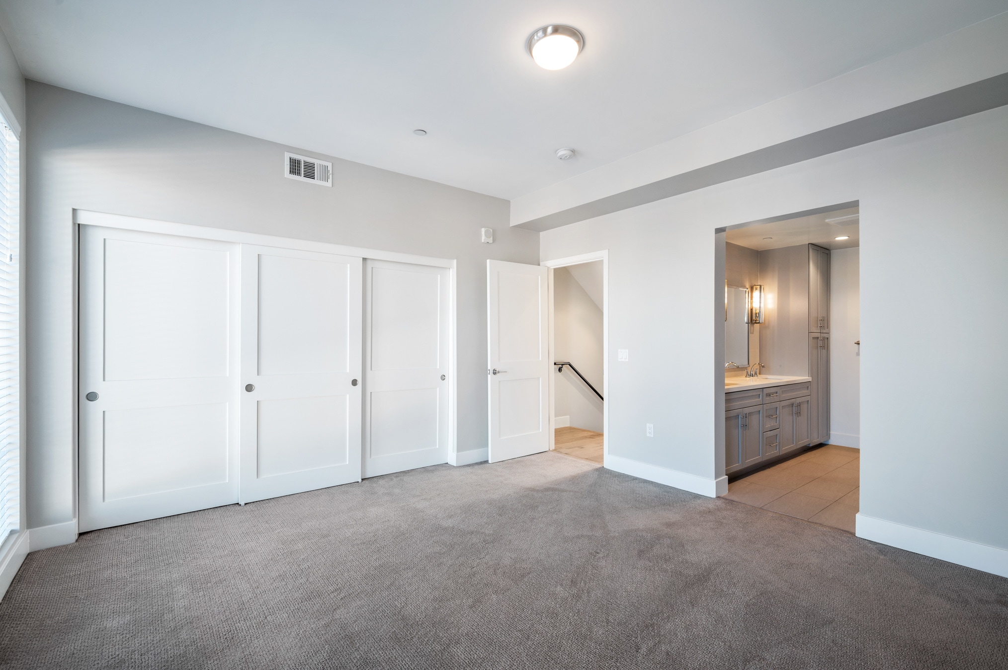 Building Photo - 1920 S Pacific Coast Hwy