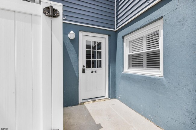 Building Photo - 159 Sheridan Square