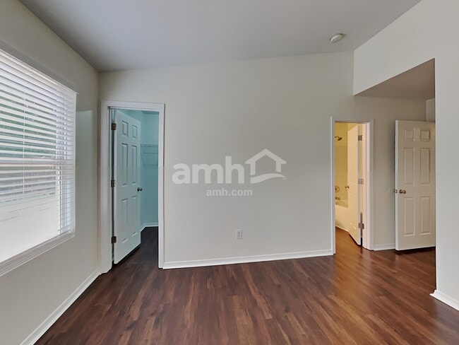 Building Photo - 8117 Rosberg Ln