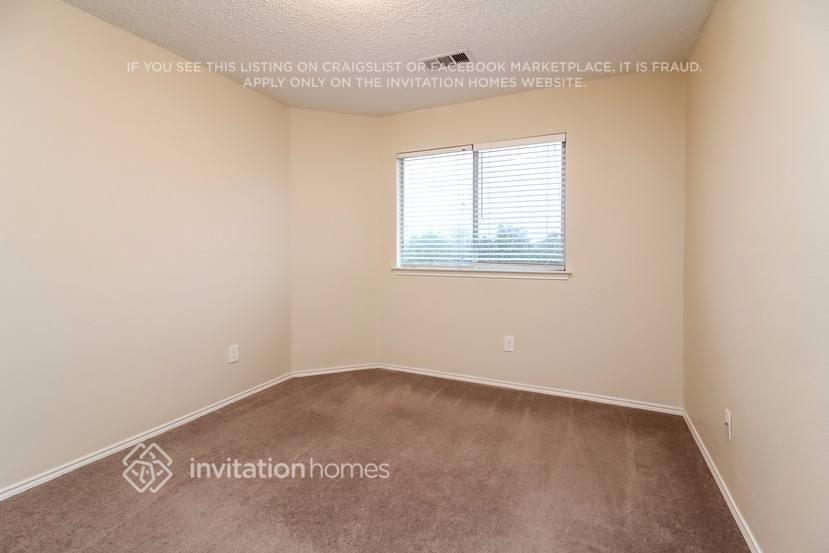 Building Photo - 817 Longleaf Dr