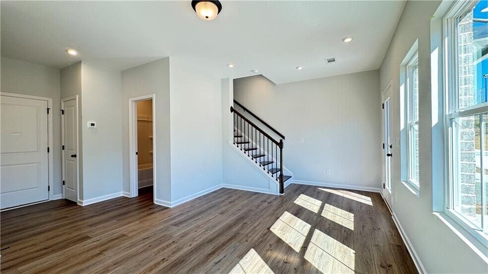 Building Photo - 1043 Bullpen Bluffs-